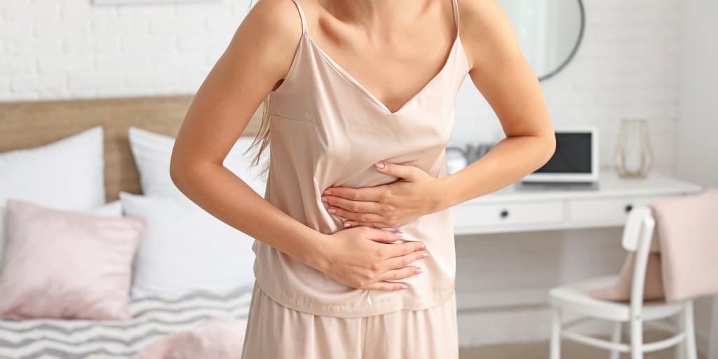 uchyłki dwunastnicy ból brzucha